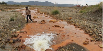 Efectos en la salud de la contaminación minera en la Cuenca del Poopó
