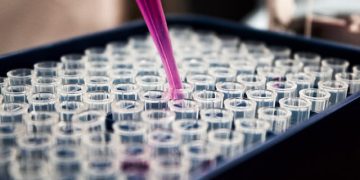Importancia de los ejercicios interlaboratorios en muestras forenses