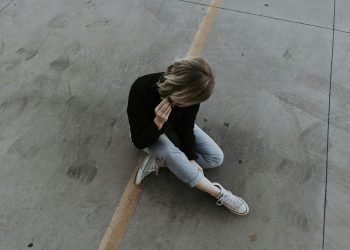 Internamiento de menores con conducta suicida